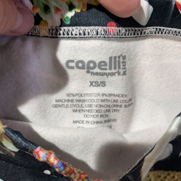 Christmas 4 bundle of pants and merry and bright graphic sweatshirt. - Picture 7 of 8